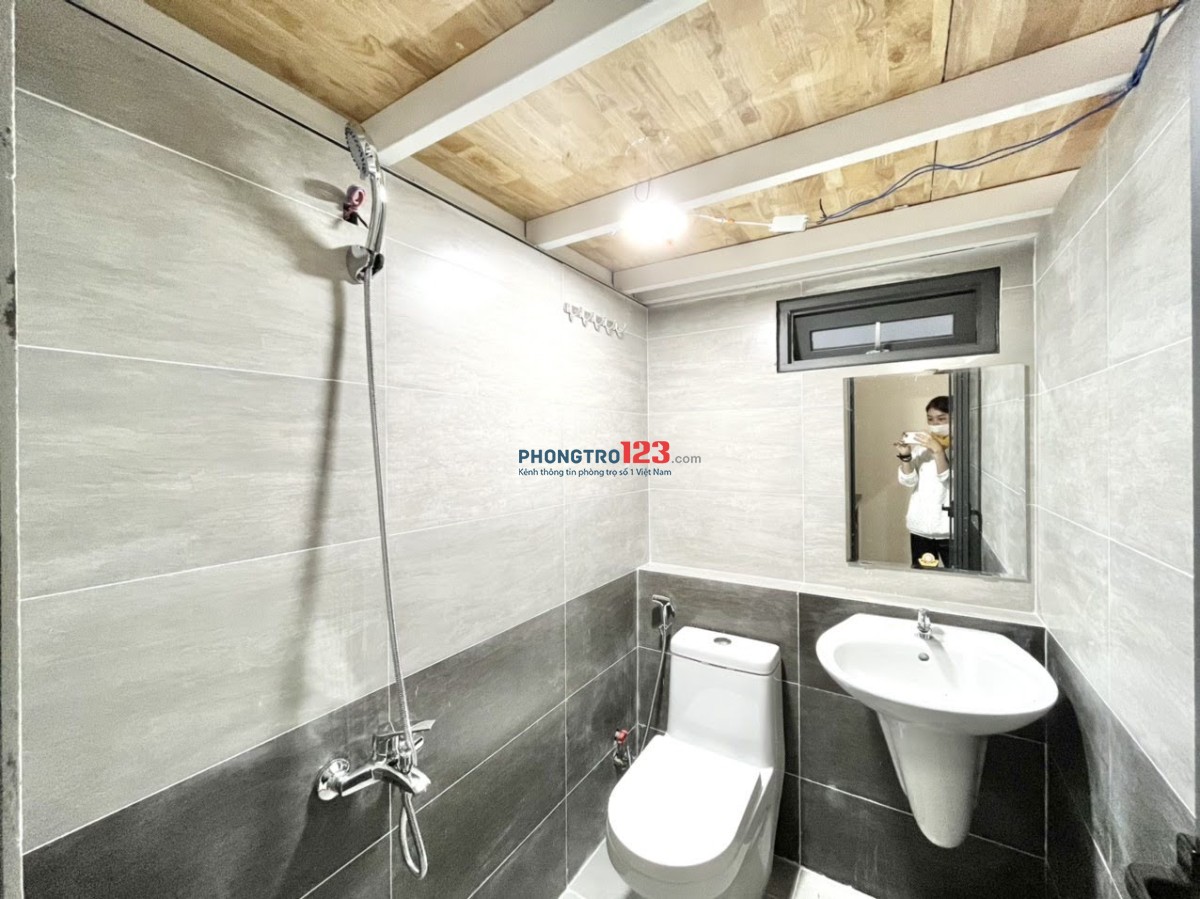 DUPLEX ĐẦY ĐỦ TIỆN NGHI 25M2 NGAY ĐH NGOẠI THƯƠNG, ĐH HUTECH