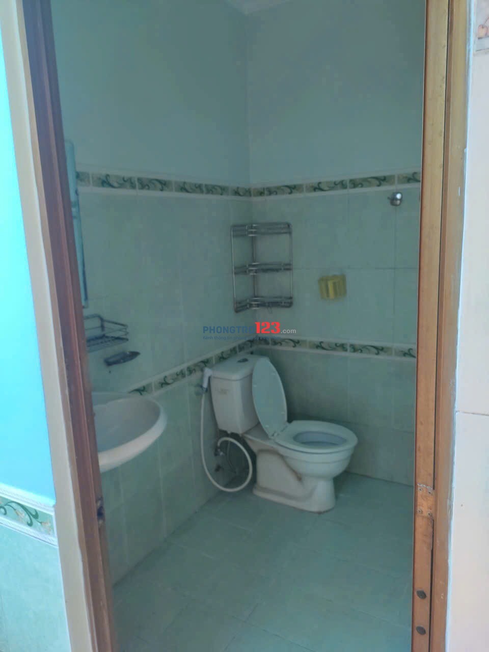 Cho thuê nguyên căn Bùi Đình Tuý P12 BT 80m2 giá 11 tr/th