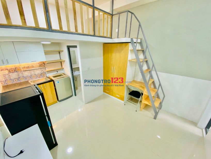 Phòng Cho Thuê Gác Lửng Full Nội Thất Gần Đại Học Ngoại Thương Bình Thạnh