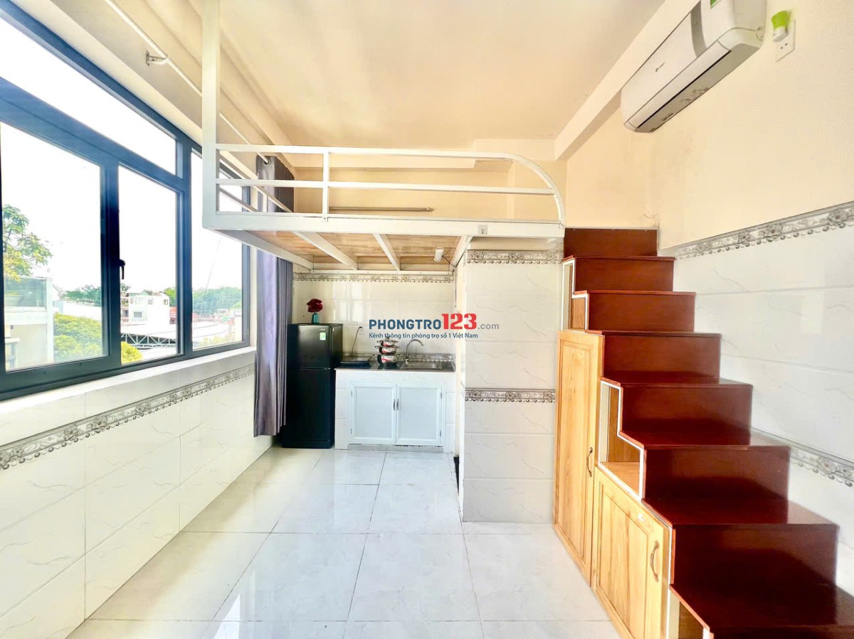 PHÒNG DUPLEX FULL NT CỬA SỔ TRỜI GẦN HÀNG XANH