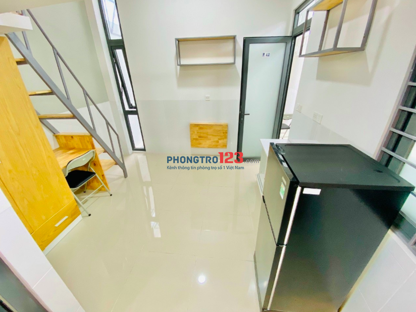 Phòng Cho Thuê Gác Lửng Full Nội Thất Gần Đại Học Ngoại Thương Bình Thạnh