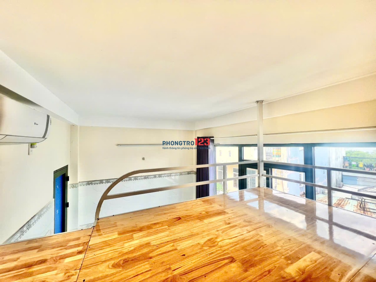 PHÒNG DUPLEX FULL NT CỬA SỔ TRỜI GẦN HÀNG XANH