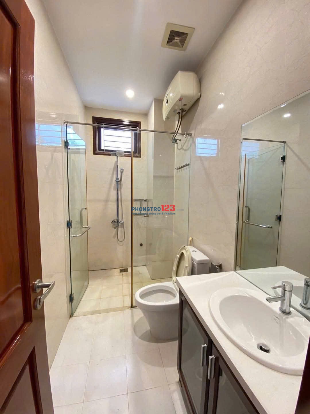Cho thuê nhà 4 tầng mặt tiền: Nguyễn Hữu Thọ - khuê trung - cẩm lệ - đoạn xô viết nghệ tĩnh