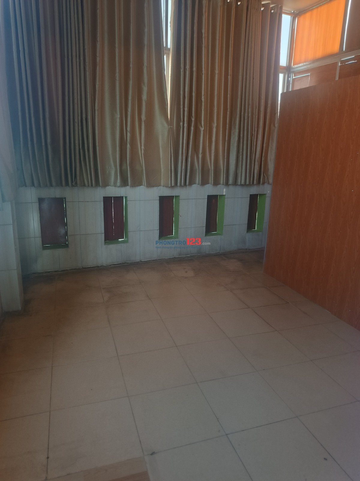 Phòng Trọ 20m2 Lạc Long Quân F9 Tân Bình cho thuê