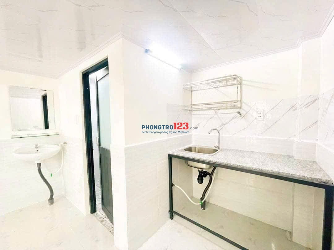CHO THUÊ PHÒNG BAN CÔNG 1/ VÕ THỊ THỪA ĐẦY ĐỦ NỘI THẤT - GẦN ĐH NGUYỄN TẤT THÀNH, Q.12