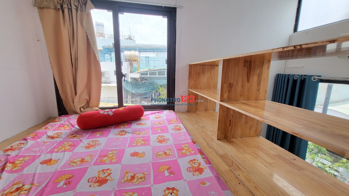 Cho thuê phòng 27m2, có bancon và gác lững