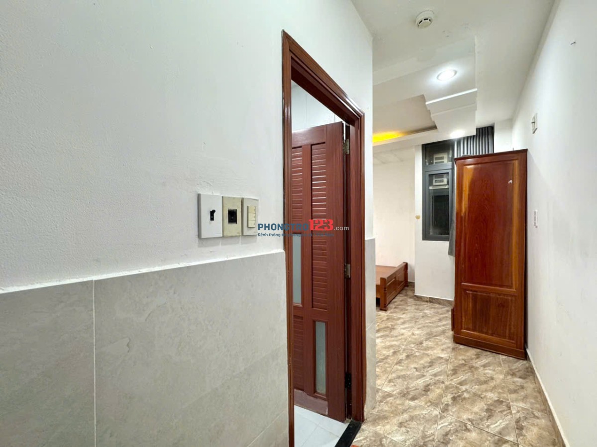 PHÒNG VÍP 25m2 FULL TIỆN NGHI NGAY CẦU VƯỢT NGUYỄN TRI PHƯƠNG