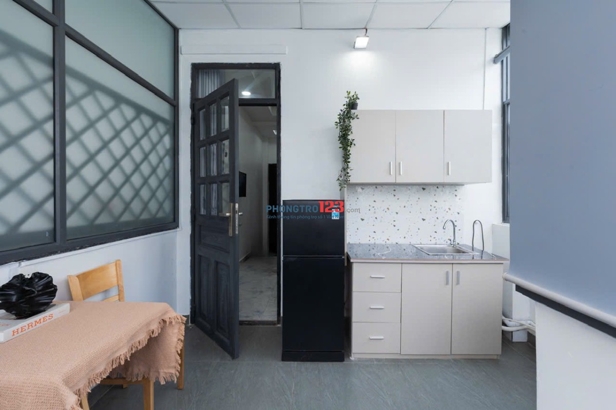 STUDIO MỚI KHAI TRƯƠNG FULL NỘI THẤT BAN CÔNG MỚI TINH