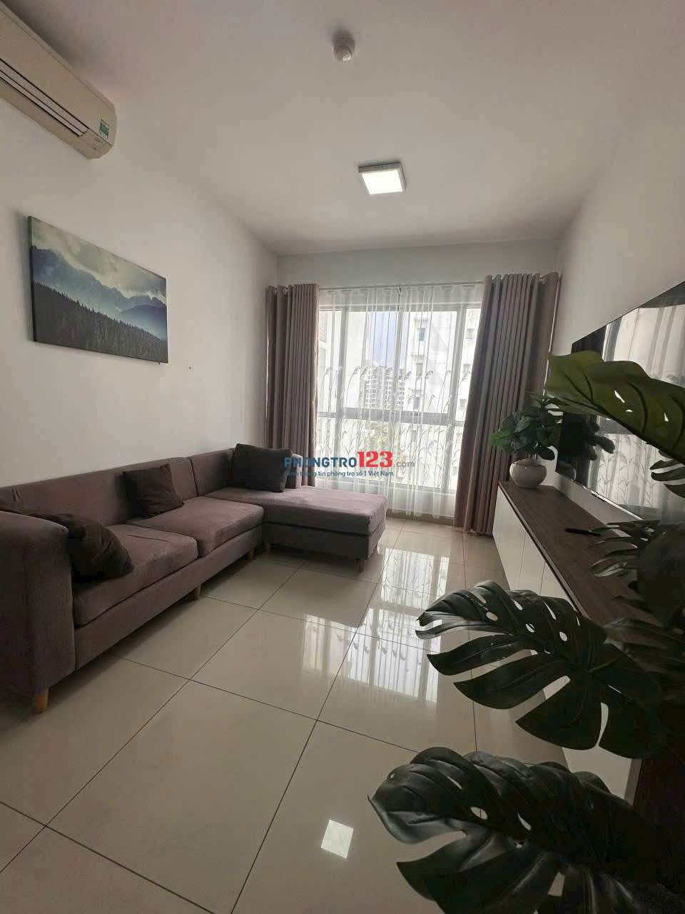 Chung cư Lotus, 31 Trịnh Đình Thảo, TP: 3p ngủ, rộng 93m2, giá 11tr5