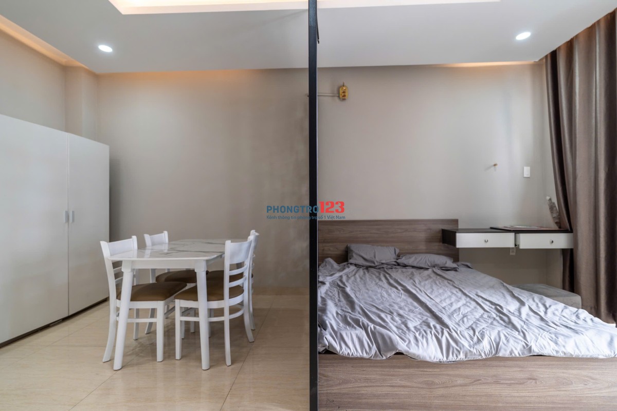 Cho thuê căn hộ Bình Thạnh, Tách bếp ~ 50m2. Gần Landmark81, Bason