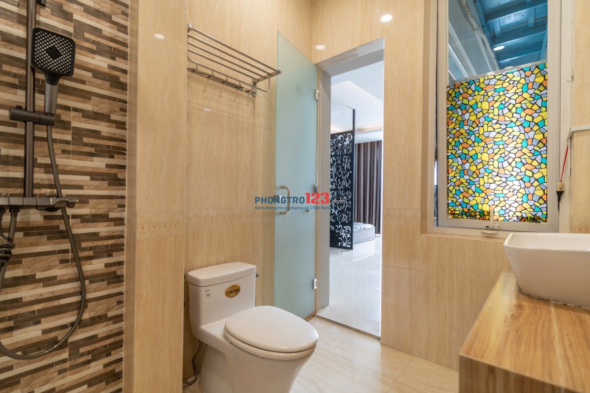 Cho thuê căn hộ Bình Thạnh, Tách bếp ~ 50m2. Gần Landmark81, Bason