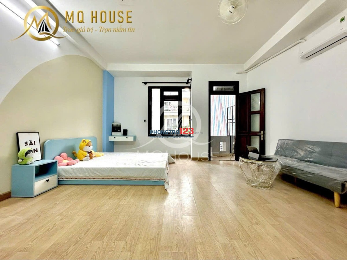 Phòng full nội thất 50m2 ban công lớn, thang máy ở Phổ Quang Phú Nhuận giáp Tân Bình Q3 Bình Thạnh