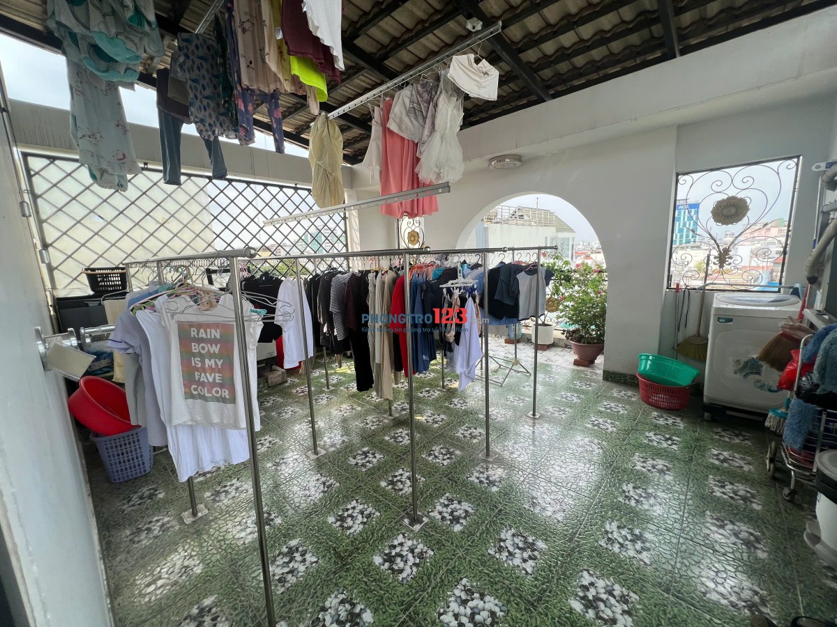 Căn hộ dịch vụ ngay CMT8, Quận 10, Hầm Xe, Thang Máy, Bảo Vệ 24/24, Ô Tô vào Tận Nhà