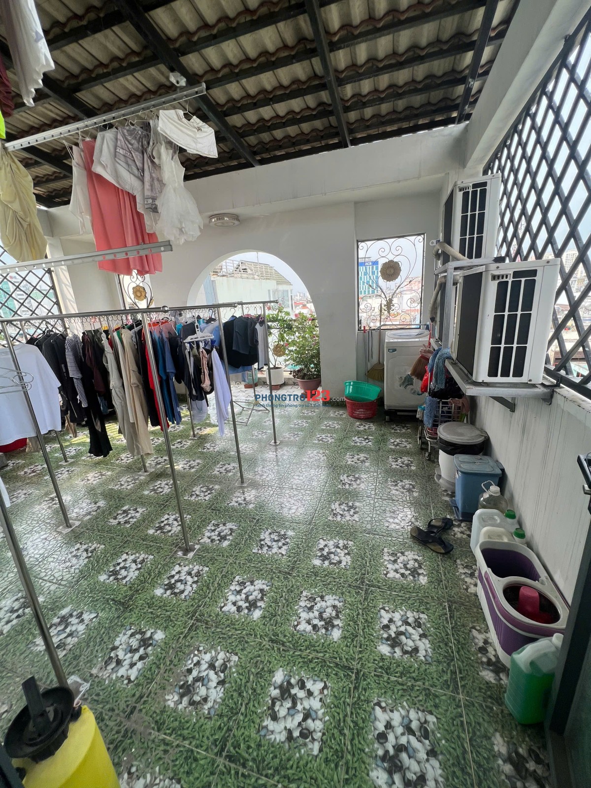 Căn hộ dịch vụ ngay CMT8, Quận 10, Hầm Xe, Thang Máy, Bảo Vệ 24/24, Ô Tô vào Tận Nhà