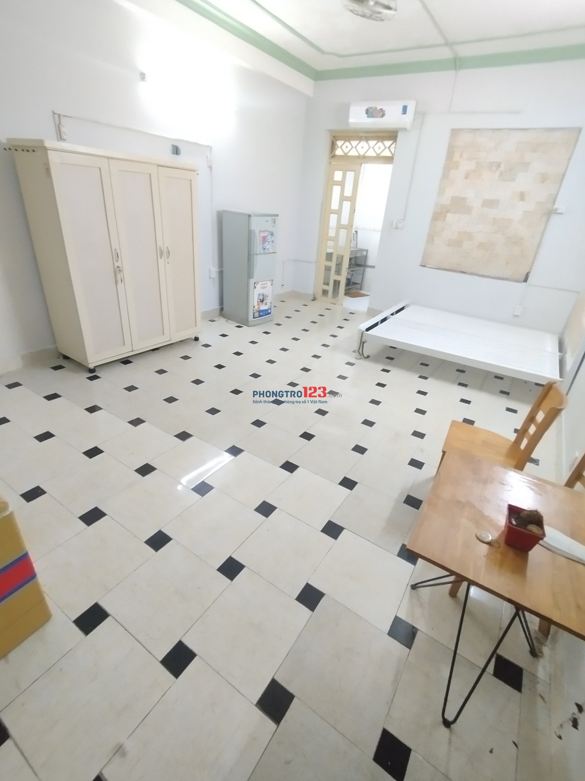 Phòng ngủ tách bếp 40m2 dưới trệt. Full nội thất. Đường Cao Lỗ. P4. Q8