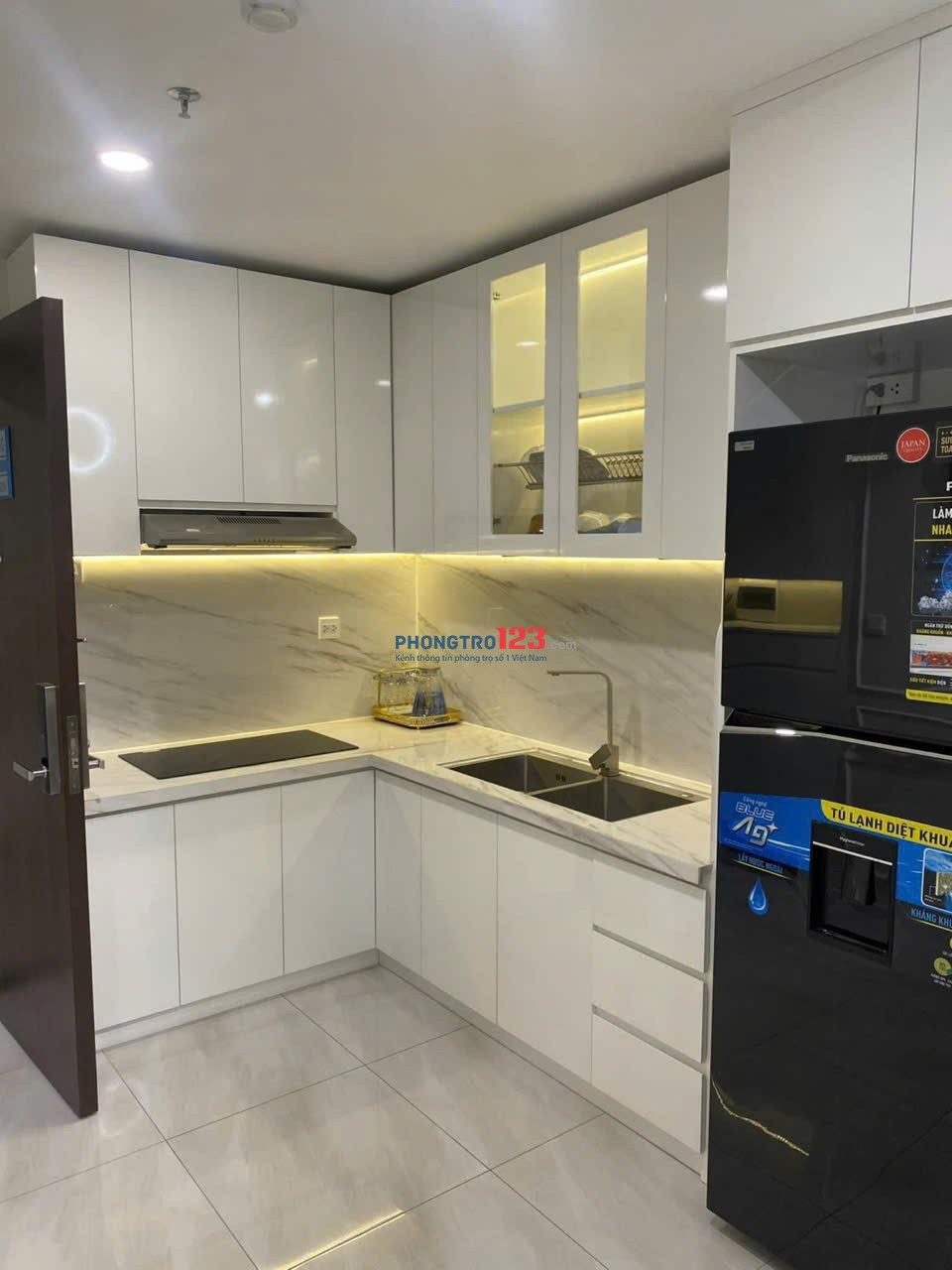Chung cư Sky Center, Phổ Quang, Tân Bình: 3p ngủ, 95m2, 21 triệu