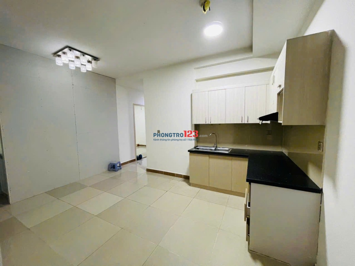 P 2.5tr còn 2.1 tr full nội thất, gần Phú Mỹ Hưng, an ninh 24/7, tiện nghi, chỉ sách vali vào ở