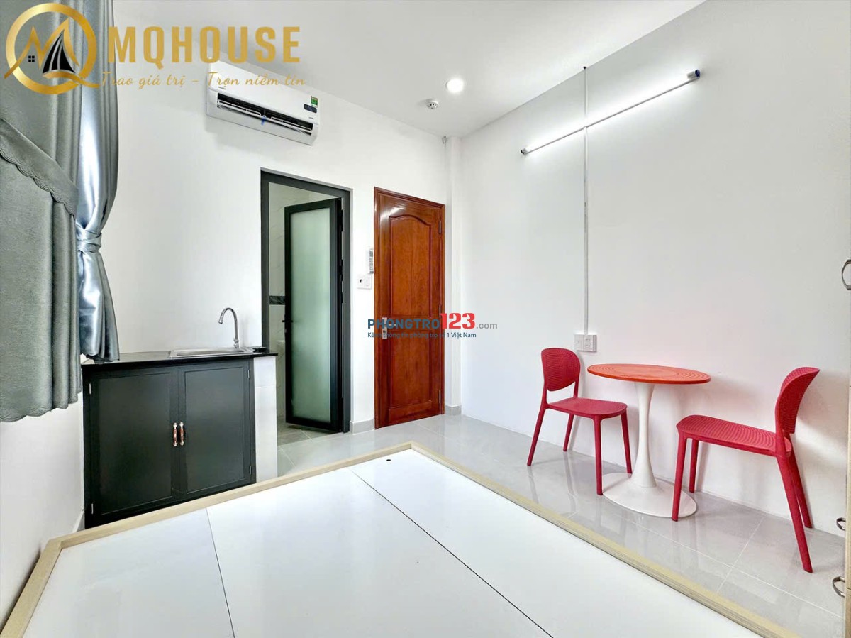 Cho Thuê Căn Hộ Mới 100% - Full Nội Thất - Thang Máy - Cửa Sổ Thoáng - Gần Chợ Bà Chiểu - Giá 9tr