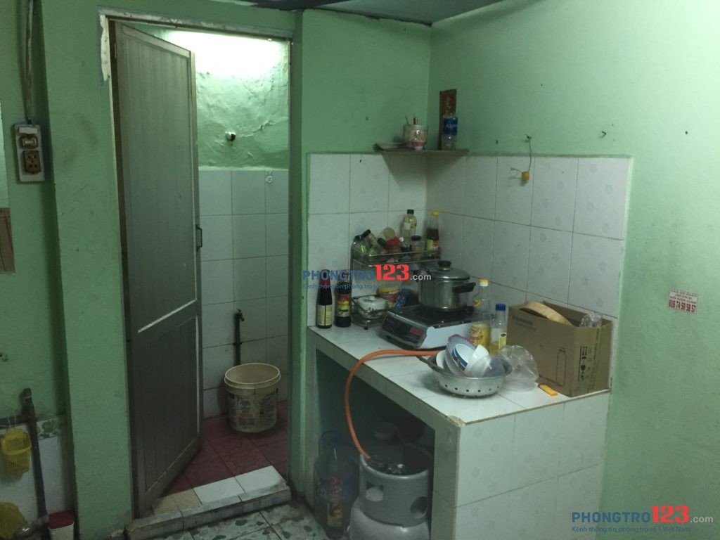 Cho thuê phòng 13/5 Phó Cơ Điều, P12, Q5. 2,7tr/tháng (Cách BV Chợ Rẫy 200m)