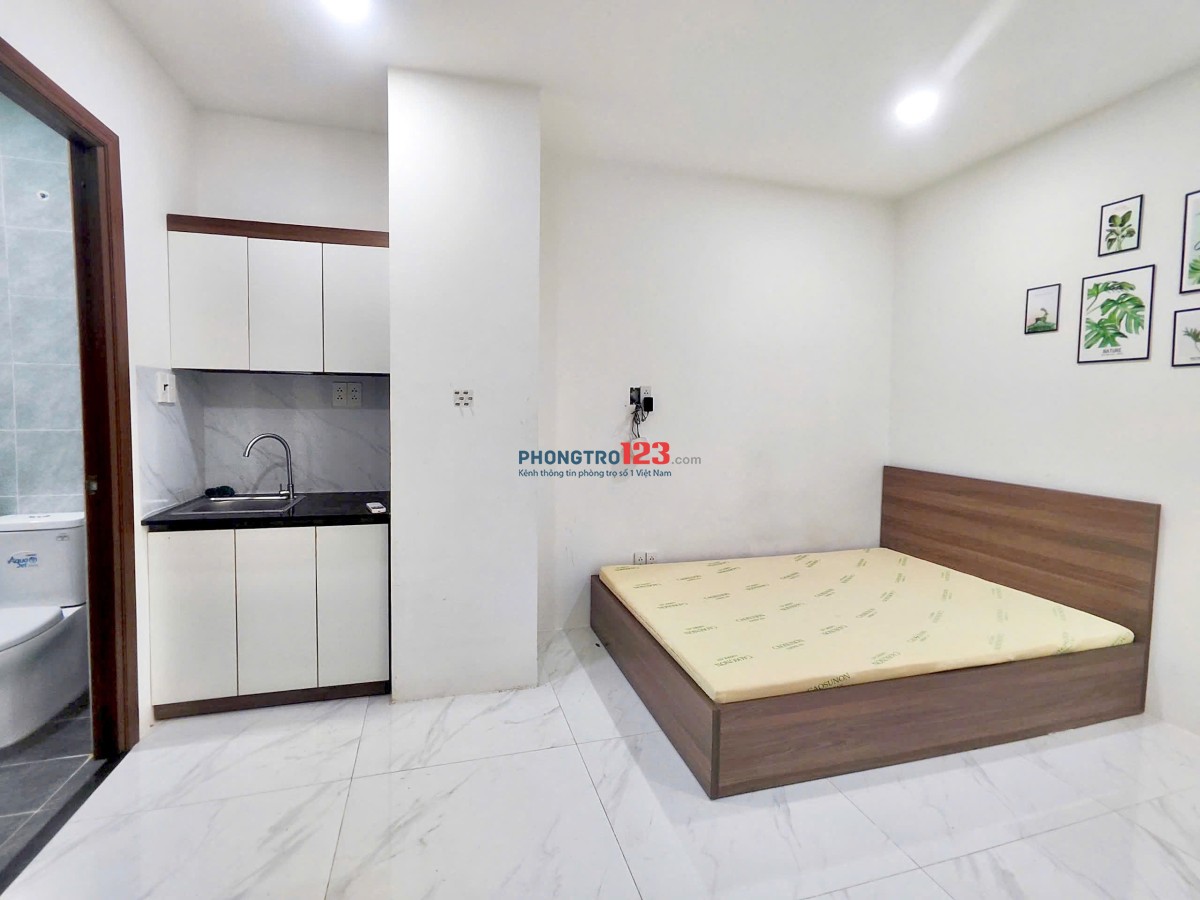 Hình Thật Giá Thật - Cho thuê Studio FullNT Thang máy Đề Thám gần Cầu Ông Lãnh, Phố Bùi Viện Quận 1