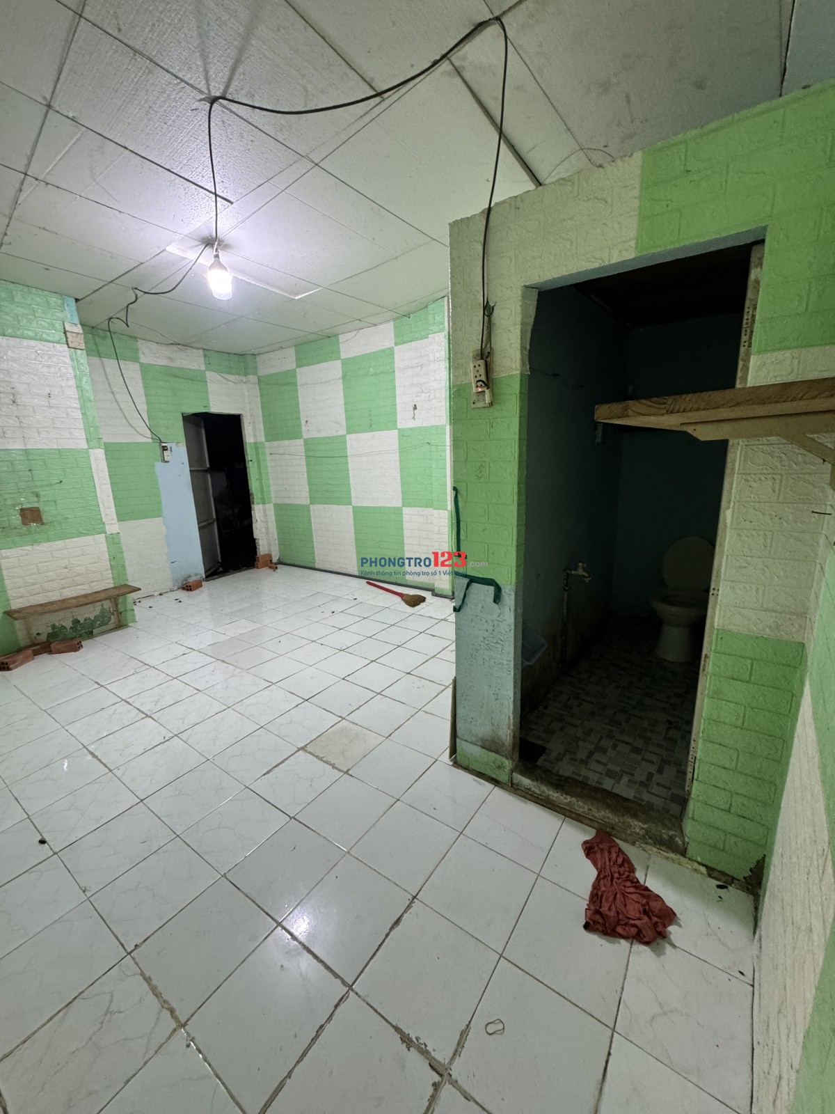 Phòng cho thuê 24m2 1tr8 ở nguyễn du