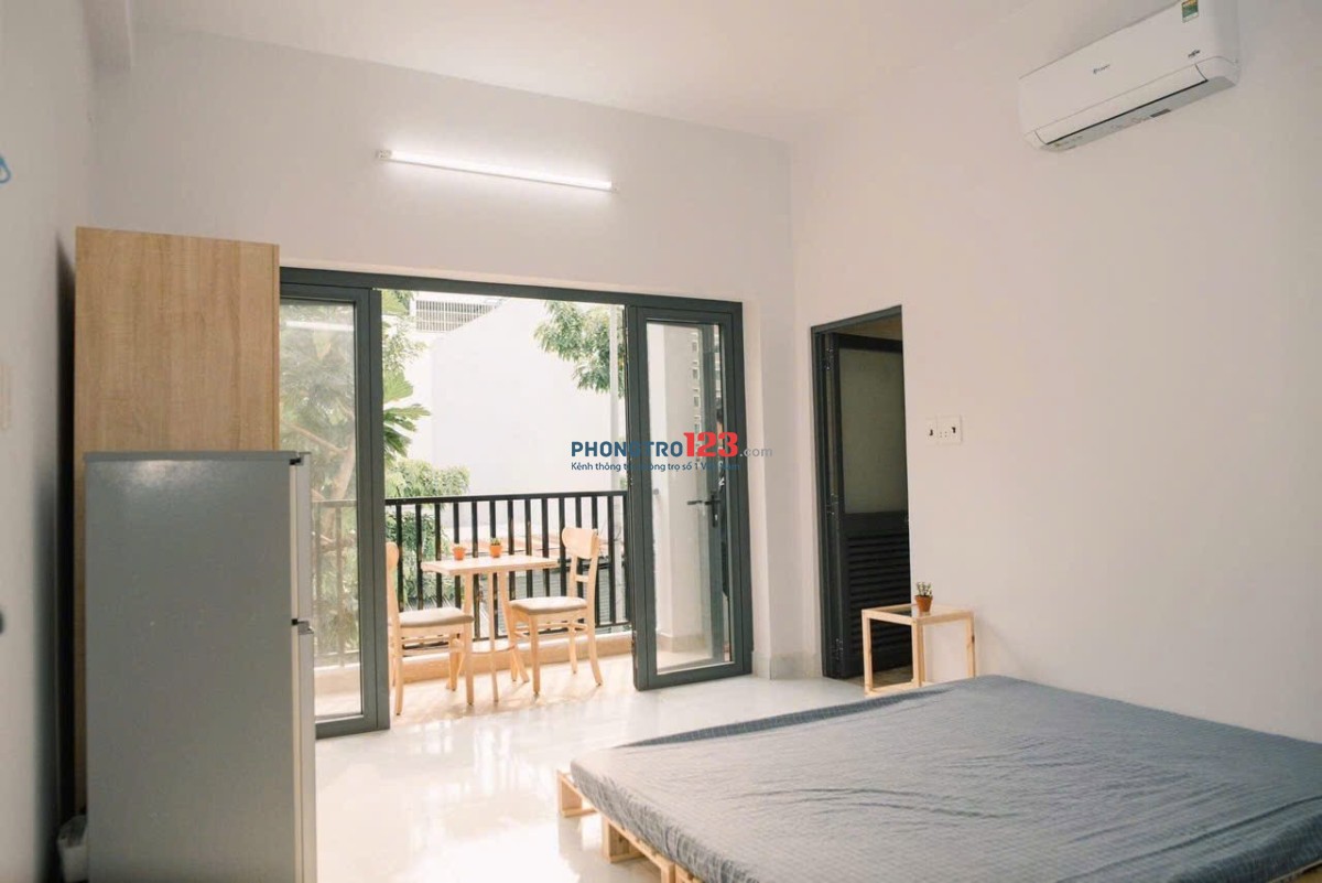 PHÒNG TÁCH BẾP BAN CÔNG RIÊNG NGAY ĐẶNG THUỲ TRĂM