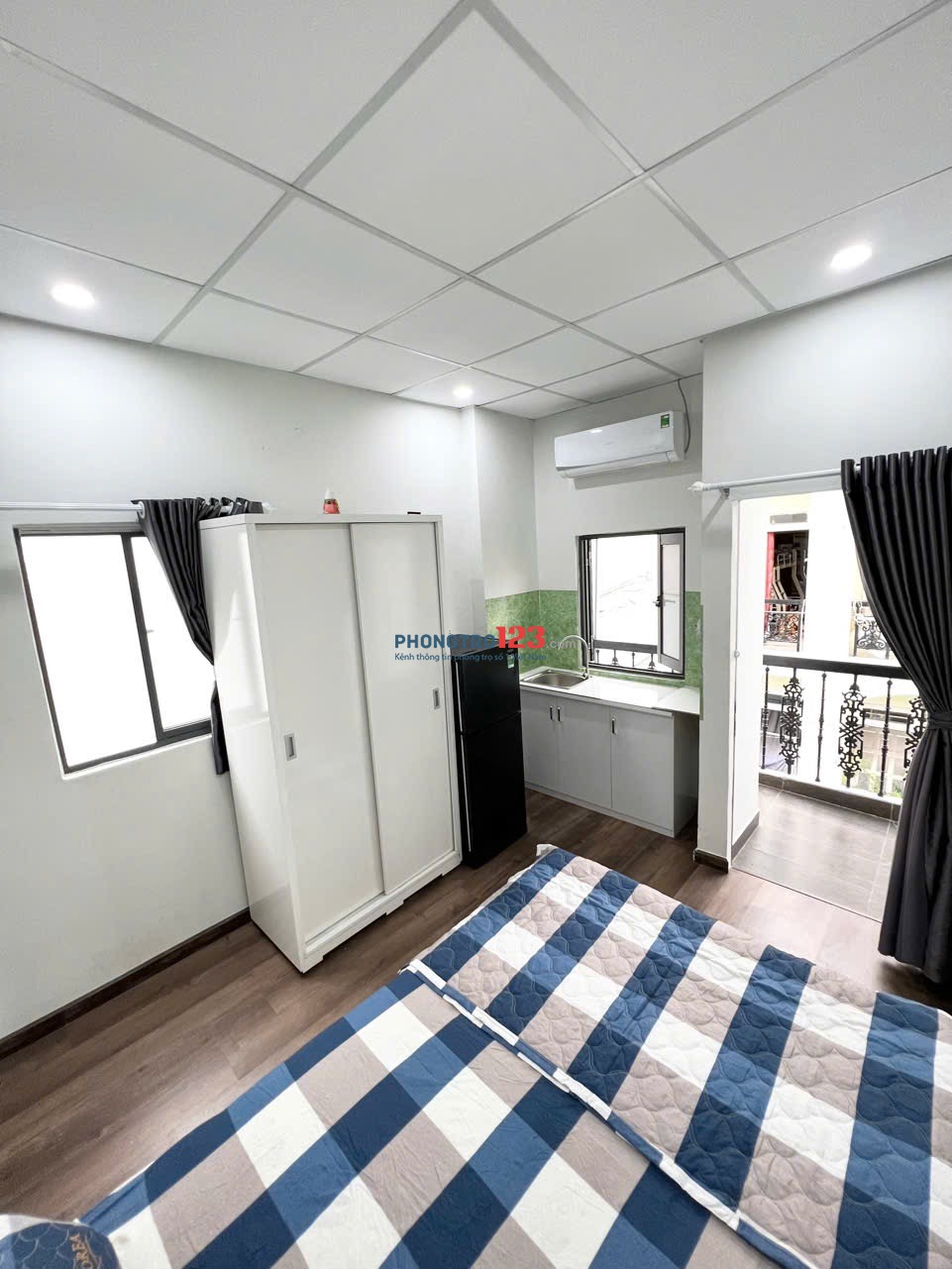 PHÒNG TRỌ STUDIO BAN CÔNG FULL NỘI THẤT ĐANG GIẢM GIÁ SIÊU RẺ CHO SINH VIÊN