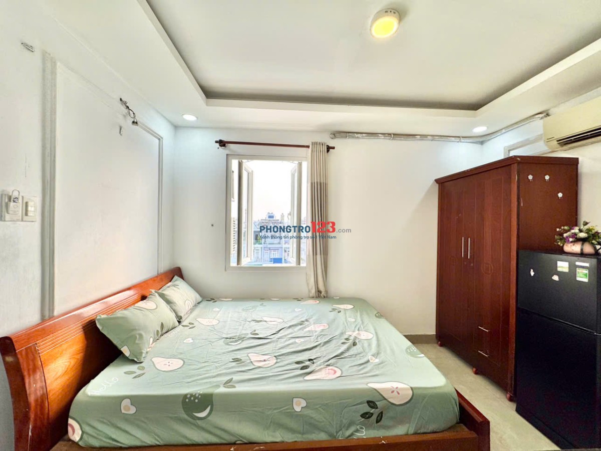 PHÒNG FULL NỘI THẤT GIÁ RẺ, THANG MÁY NGAY CHỢ PHẠM VĂN CHIÊU