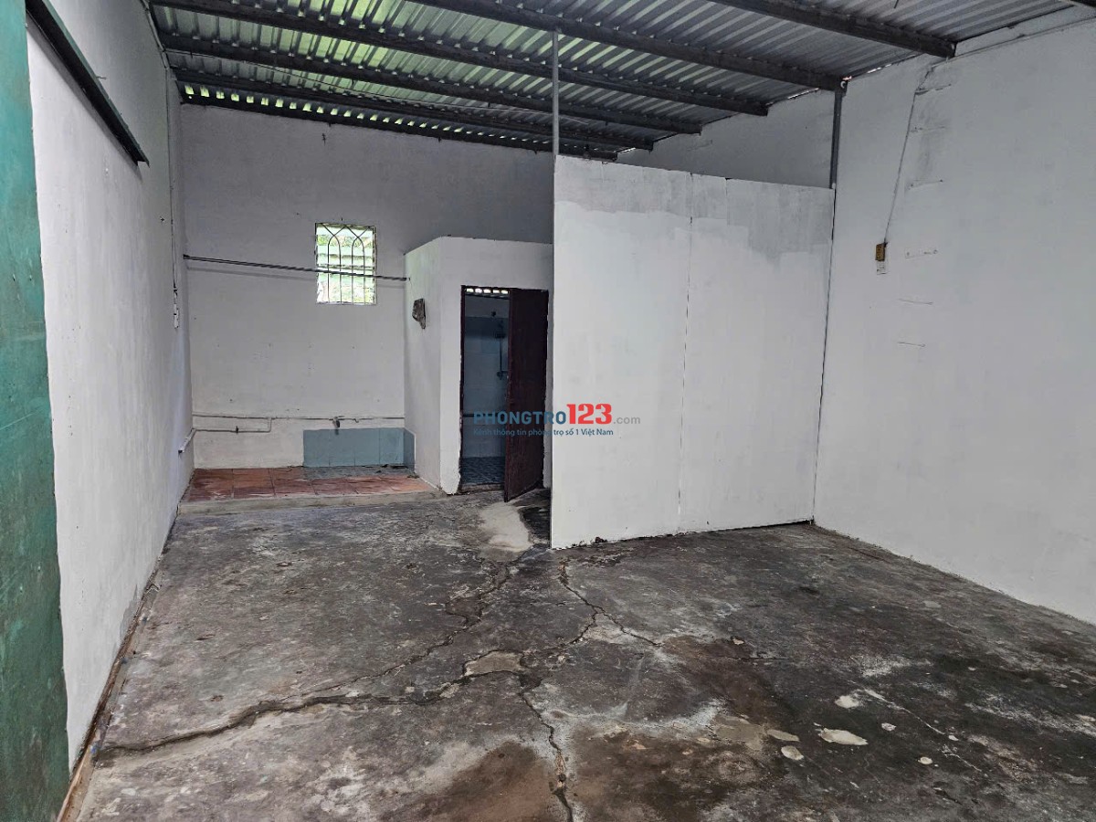 NHÀ NGUYÊN CĂN MẶT TIỀN QUỐC LỘ 13 DIỆN TÍCH 175 M2, NGAY TRUNG TÂM THÀNH PHỐ BẾN CÁT