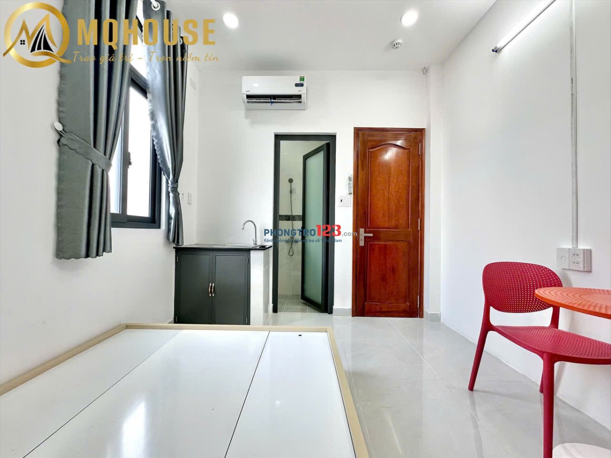 Cho Thuê Căn Hộ Mới 100% - Full Nội Thất - Thang Máy - Cửa Sổ Thoáng - Gần Chợ Bà Chiểu - Giá 9tr