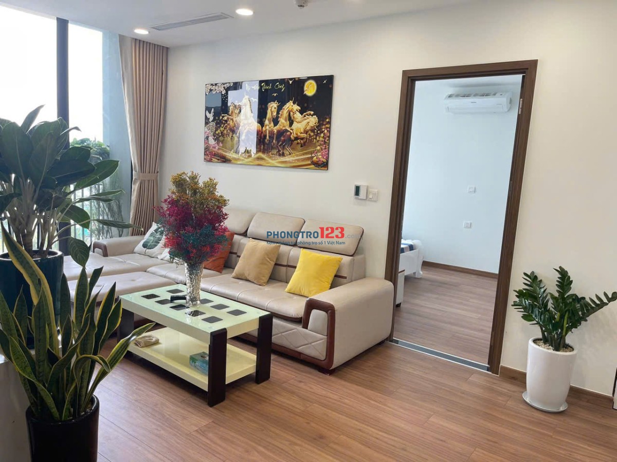 Sky Center, Phổ Quang, TB, có chỗ đậu oto, giá 17tr/th