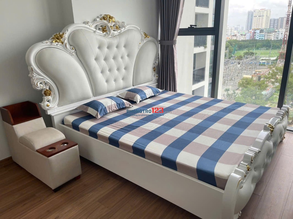 Sky Center, Phổ Quang, TB, có chỗ đậu oto, giá 17tr/th