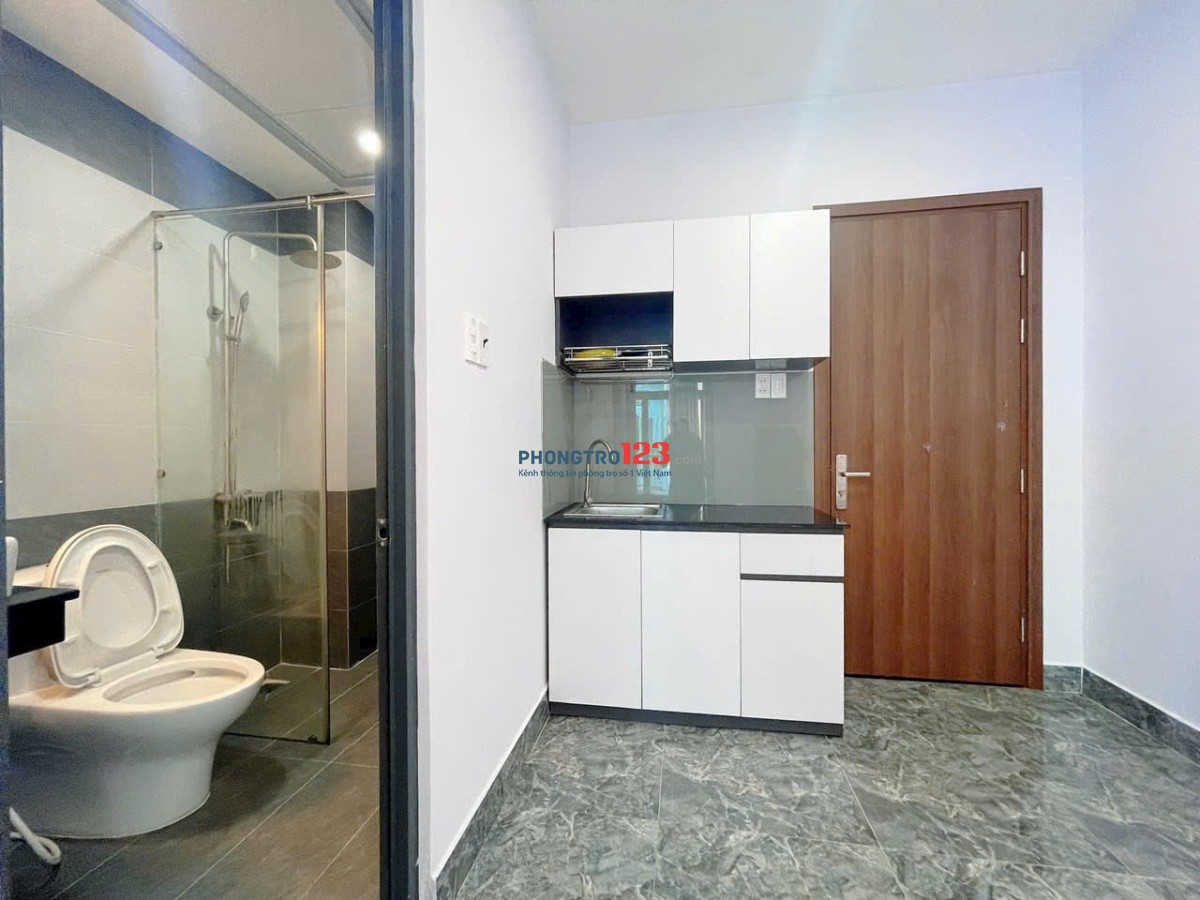 Cho thuê dạng Studio bancol trung tâm quận Phú Nhuận