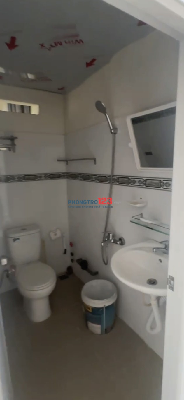 CHÍNH CHỦ SHARE LẠI 1 TẦNG TRONG NHÀ NGUYÊN CĂN