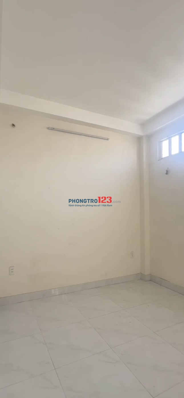 CHÍNH CHỦ SHARE LẠI 1 TẦNG TRONG NHÀ NGUYÊN CĂN