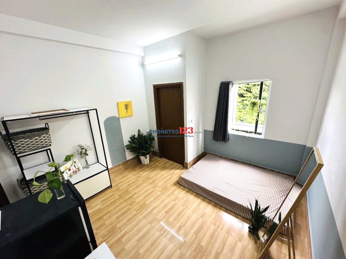 CHO THUÊ PHÒNG BAN CÔNG, XA BẾP, FULL NỘI THẤT, HỒ VĂN HUÊ , PHÚ NHUẬN GẦN QUẬN 1, BÌNH THẠNH, Q3