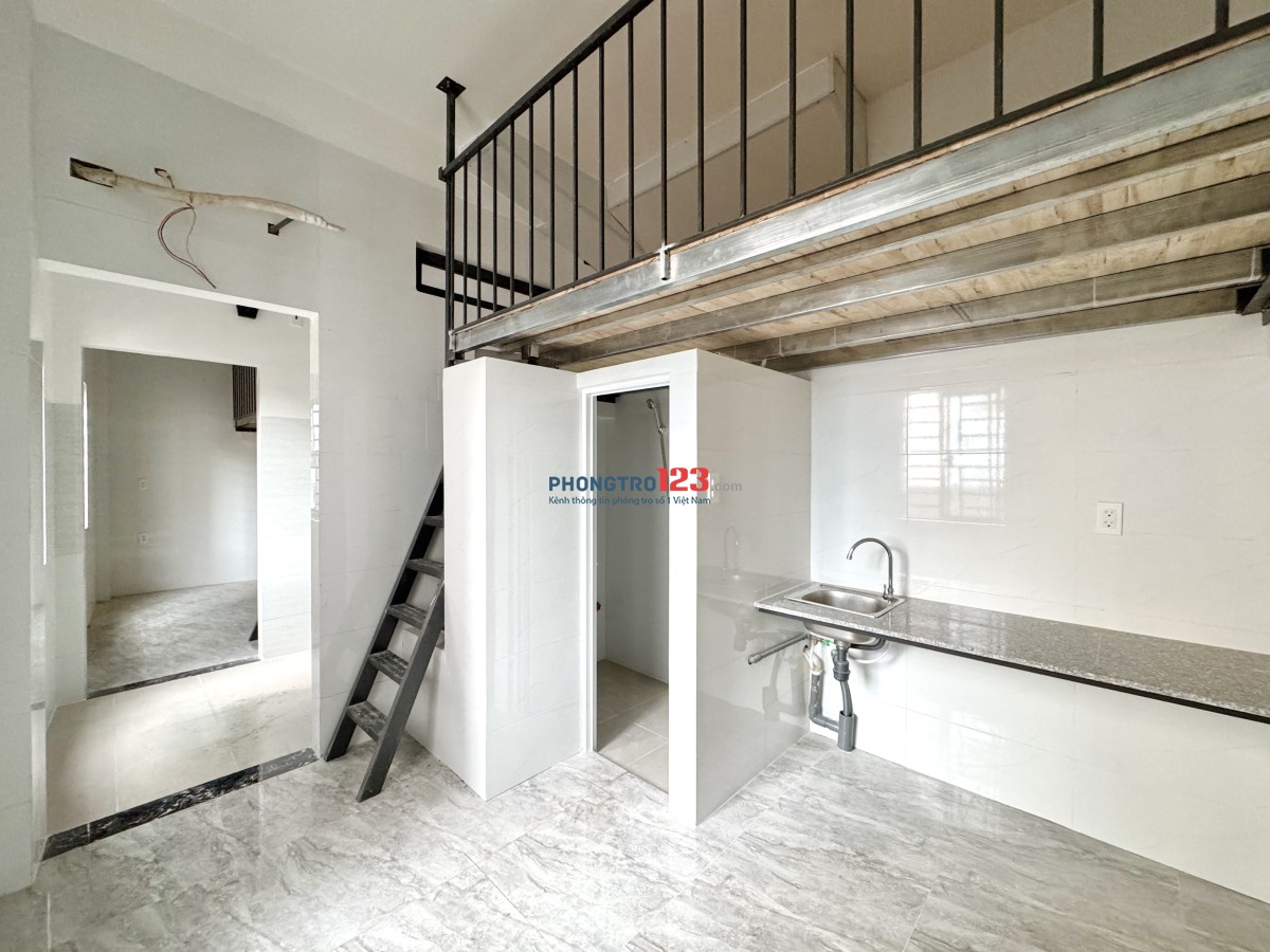 Phòng Trọ Mới Xây 100% _ Ngay chợ Tân Hương _ Ngay AEON Tân Phú