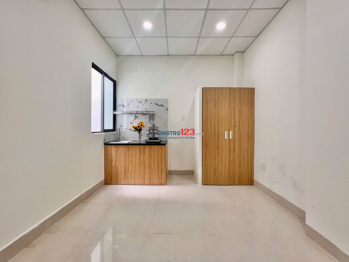 NGAY KCX TÂN THUẬN PHÒNG 20M2 MỚI TOANH, FULL NỘI THẤT
