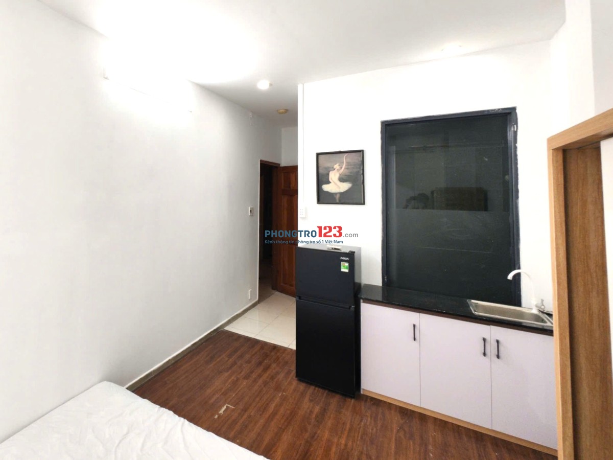 Mới khai trương cách bến xe Q8 500m Ban công Cửa sổ Full nội thất