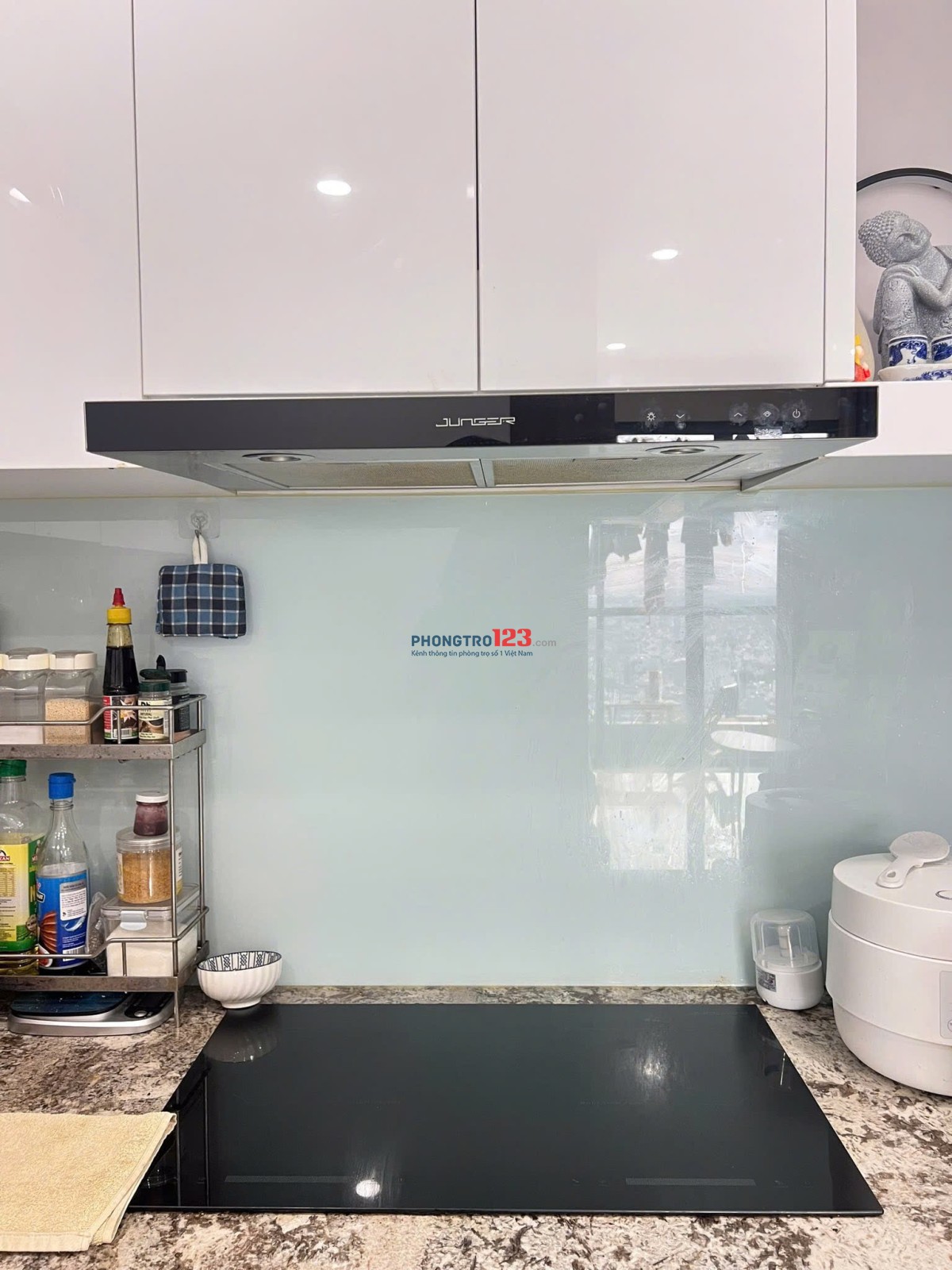 Cho thuê chung cư Prince Nguyễn Văn Trỗi, Phú Nhuận - 105m2, 3p ngủ, NT full