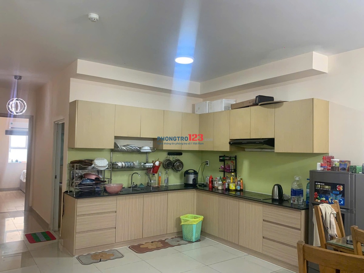 CHCC Ruby nằm ở Nguyễn Sỹ Sách, Tân Bình - 2p ngủ, giá thuê 8tr/th