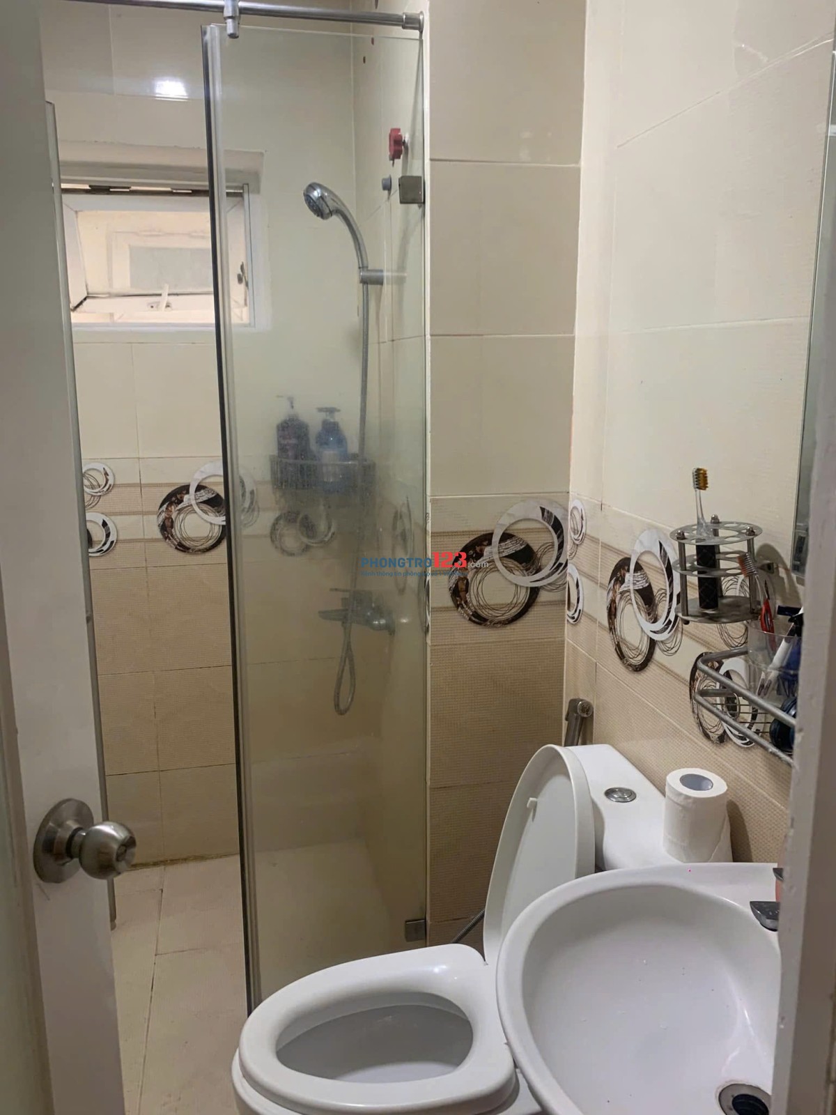 CHCC Ruby nằm ở Nguyễn Sỹ Sách, Tân Bình - 2p ngủ, giá thuê 8tr/th