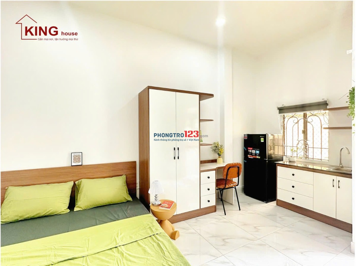 Phòng full nội thất 40m2 Ban công ở Bạch Đằng, Bình Thạnh gần Ngã Tư Hàng Xanh, Quận 1, Quận 2