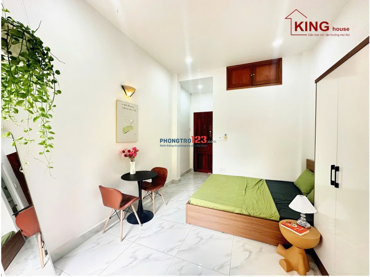 Phòng full nội thất 40m2 Ban công ở Bạch Đằng, Bình Thạnh gần Ngã Tư Hàng Xanh, Quận 1, Quận 2