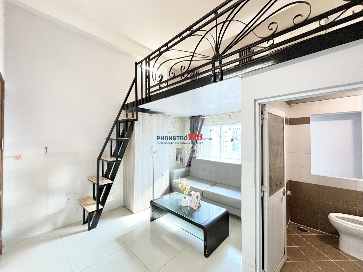 DUPLEX cửa sổ lớn full nội thất 5tr3 Nguyễn Thị Thập, Quận 7