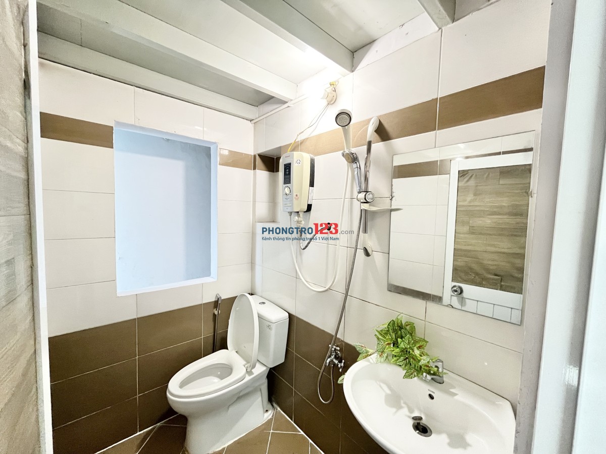 DUPLEX cửa sổ lớn full nội thất 5tr3 Nguyễn Thị Thập, Quận 7