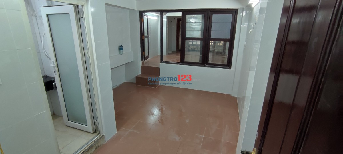 Phòng trọ mặt tiền Bình Giã, Tân Bình – 22m²~3tr8/tháng – Máy lạnh, toilet riêng – Giờ tự do