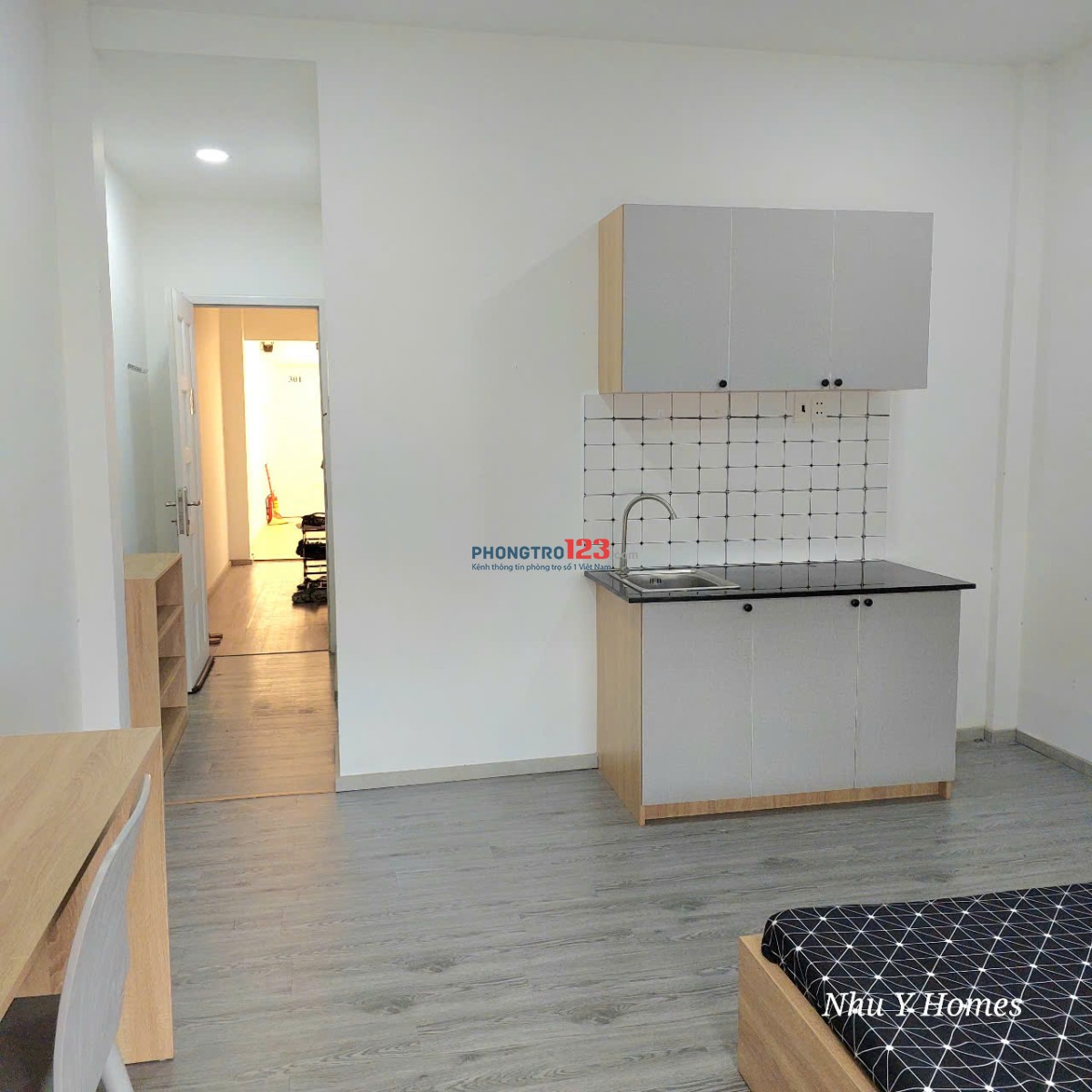 Cho thuê phòng mặt tiền Nguyễn Gia Trí, BT, gần HUTECH, Landmark, tiện KD online, nails, spa, VP