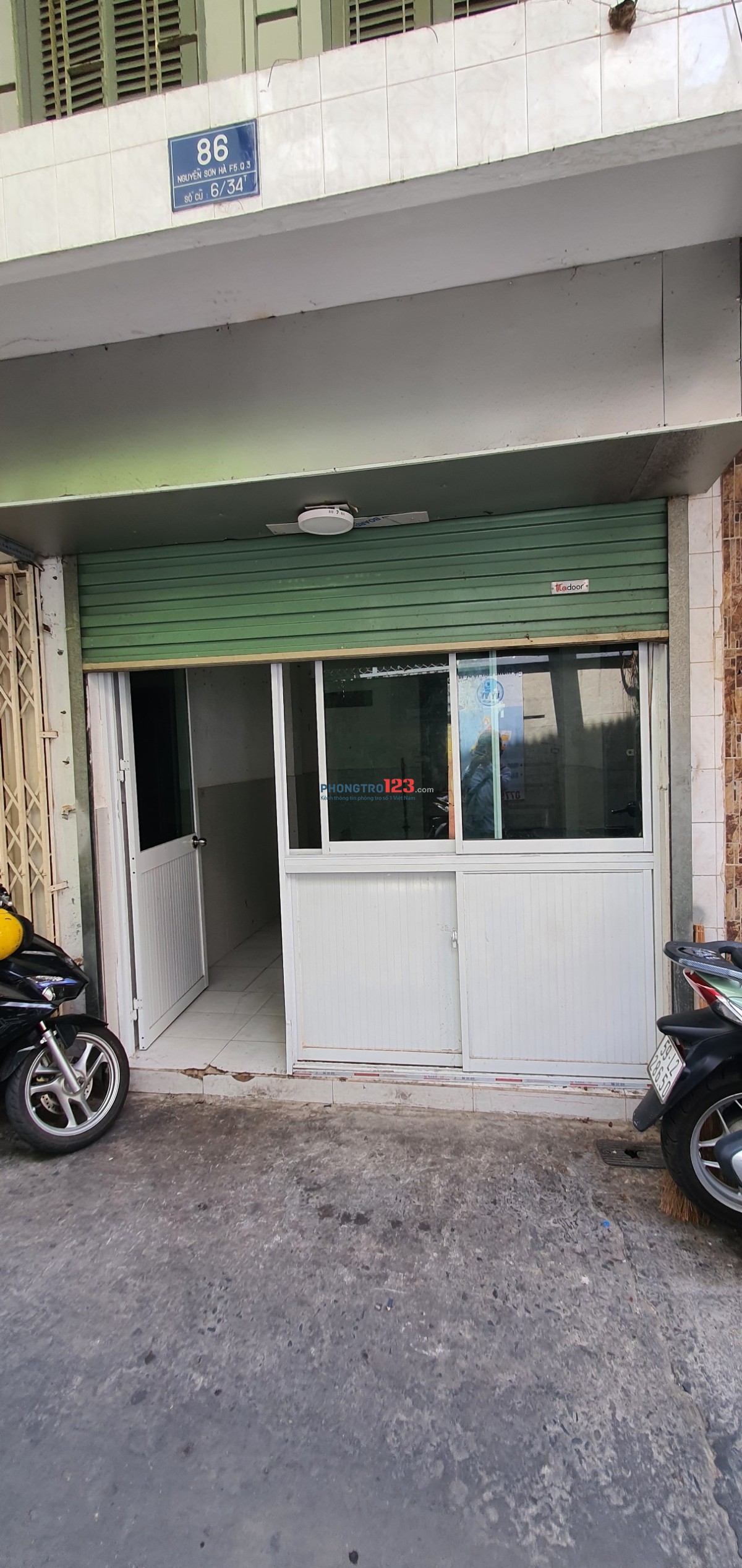 Cho thuê nhà mặt tiền nhỏ giá rẻ tiện kinh doanh, Quận 3