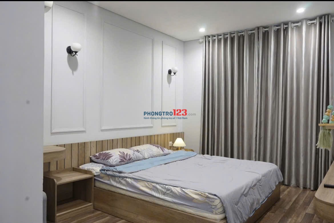 Sky Center, Phổ Quang, TB, 2PN rộng, 97m2, Căn góc, 19tr/tháng.